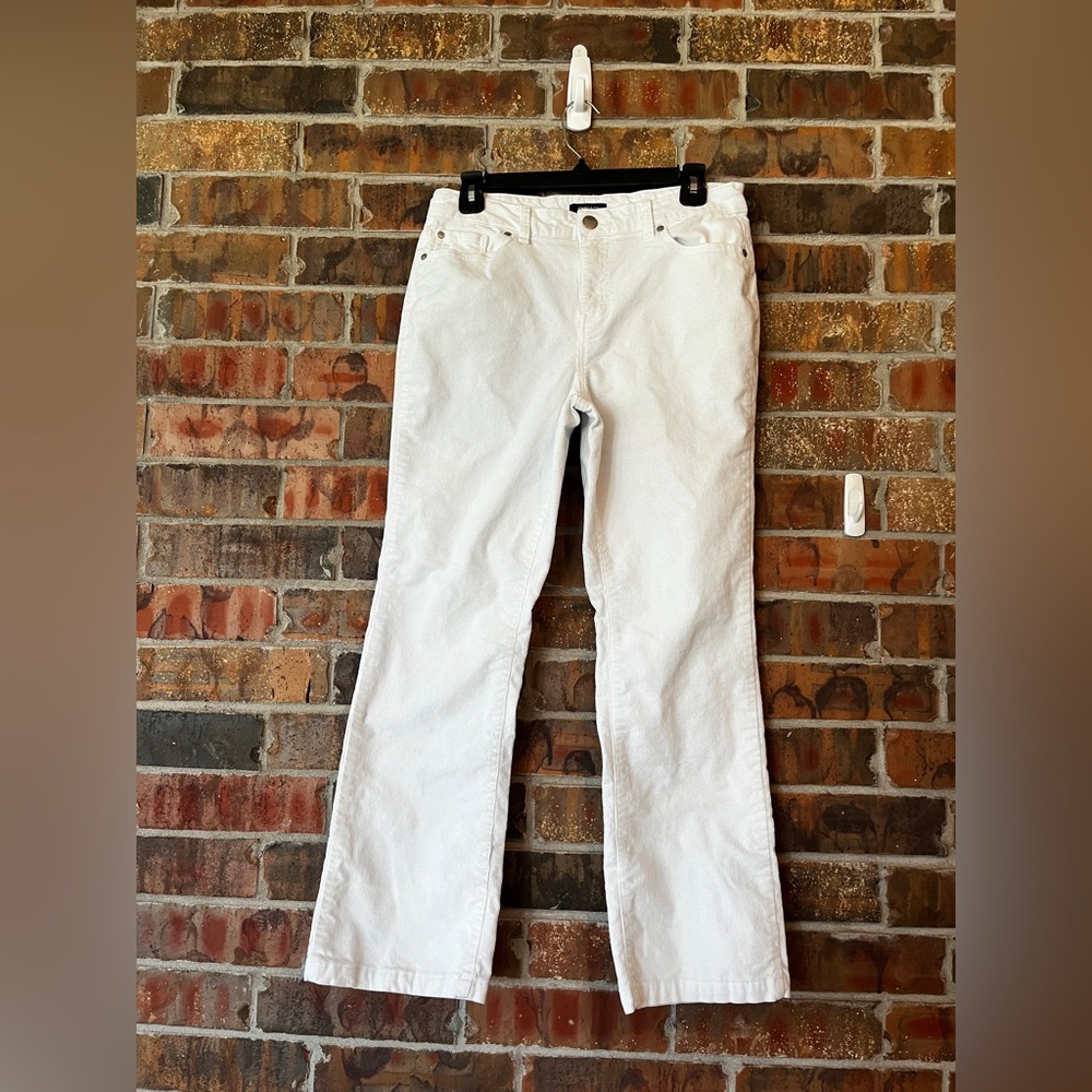 Jones & Co Jones New York White Corduroy Jeans Women’sSize:10